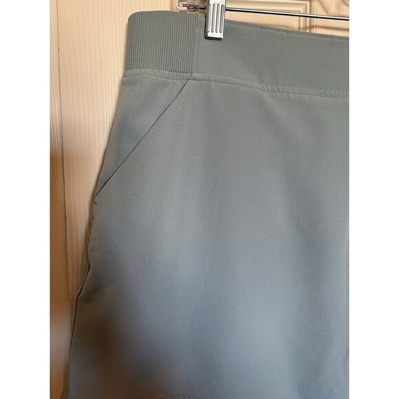 32 Degrees Cool skort L sage green - Picture 4 of 6